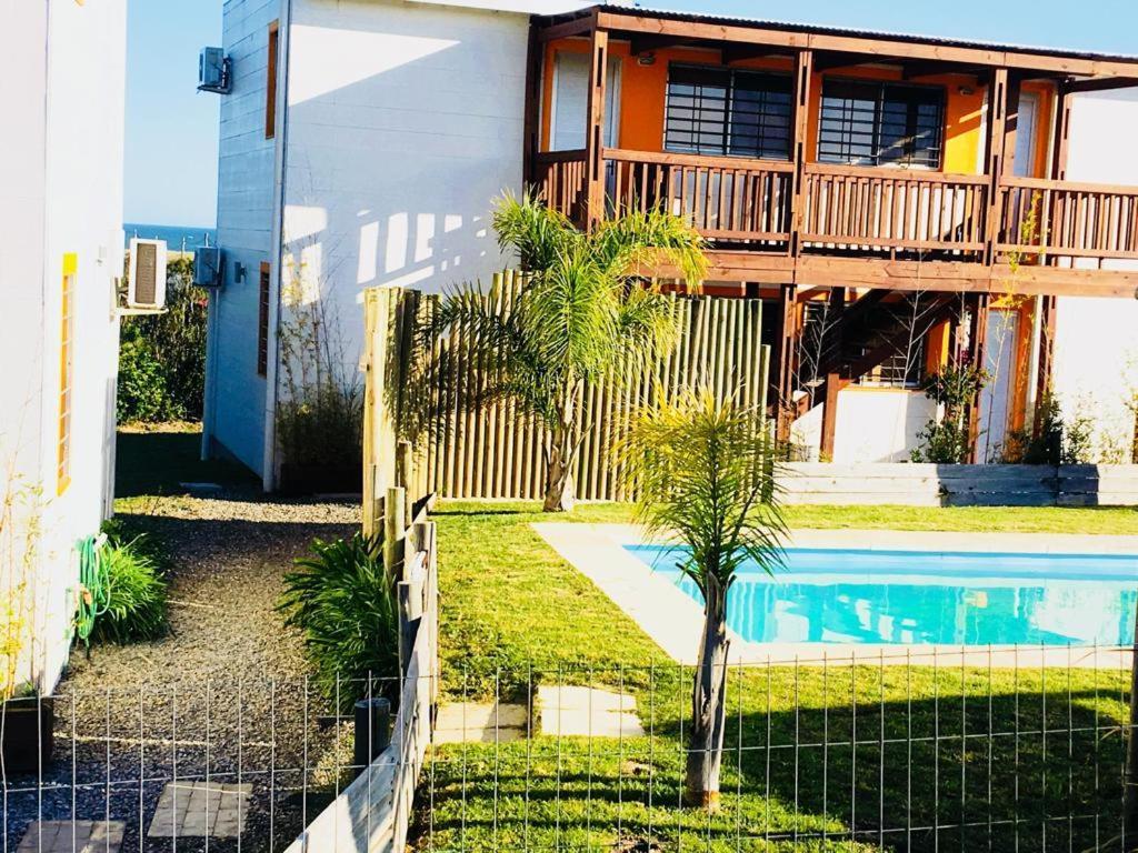 Apartamentos La Playa Piriápolis Eksteriør billede